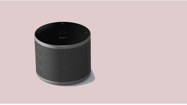 Cheetah Mobile robots steal the show at AI-themed 321 Conference