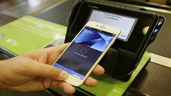 Apple is offering free one month premium iCloud storage