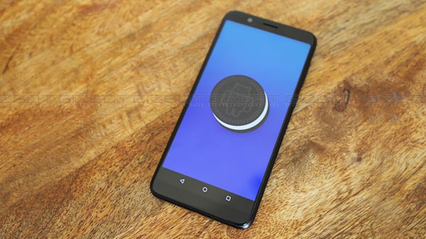 Software: Android 8.1 Oreo in its pure avatar