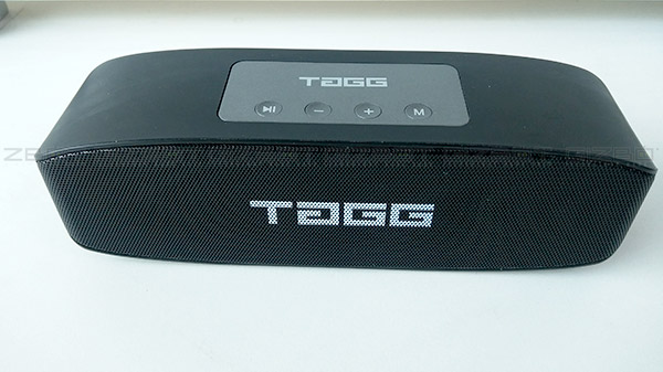 Performance: Loud output with a fair amount of bass