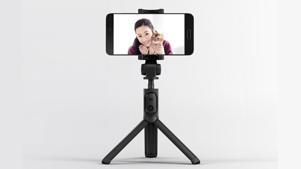 Xiaomi Mi Selfie Stick Tripod and Mi Bluetooth Audio Receiver now avai