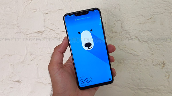 Sleek Glass body and a crisp Full HD+ Display