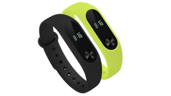 Mi Band 2 (offer: Rs 200 discounts)