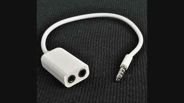 JM Audio Stereo Y Splitter Cable for Smartphones and Tablets (Multicoloured)