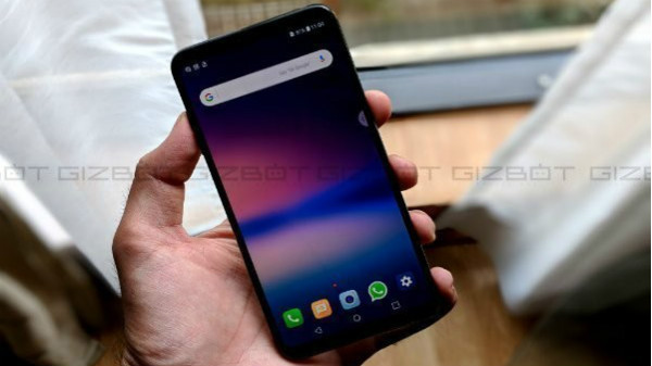 LG V40 ThinQ renders leaked: 5 cameras, notch display and more LG V40 ThinQ renders leaked: 5 cameras, notch display and more