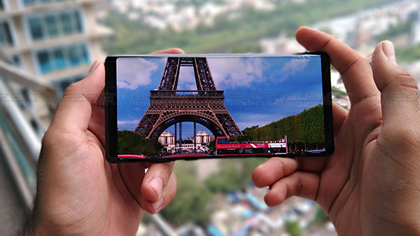 6.4-inch Super AMOLED display is full of life 