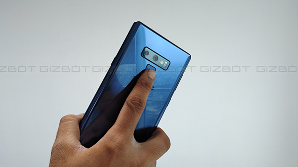 Fingerprint scanner placement is still an issue