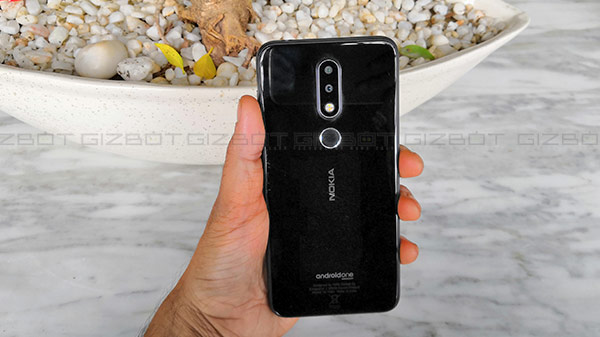 Design: Pleasing to eyes and compact form-factor