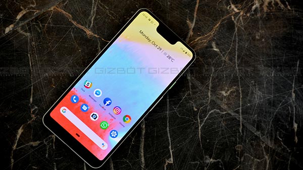 Bigger OLED display with an ugly notch