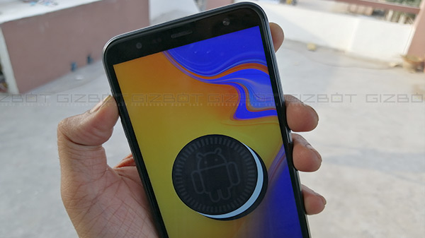 Hardware and software: Dated Snapdragon processor