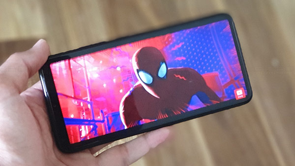  Gaming and battery performance