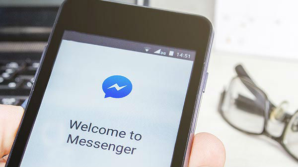 Facebook reportedly working on voice commands for Messenger