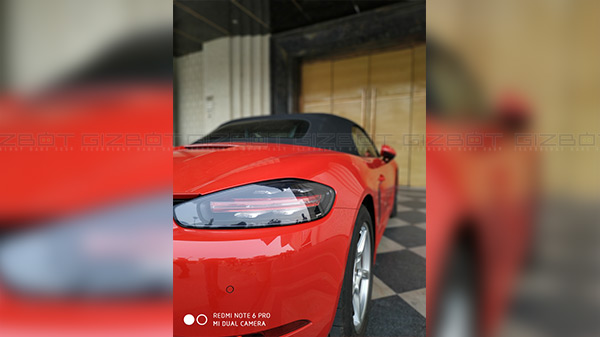 Camera: Dual-lens front and rear camera module 