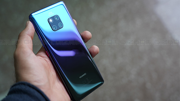 All Glass-metal design with eye-catchy gradient shades 