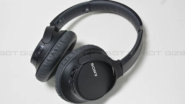 Battery: Close to a day of backup with a single charge 