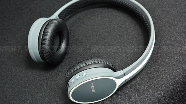 Battery: Up to 8 hours of backup 