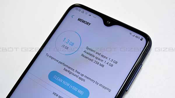 Hardware: Samsung’s in-house Exynos processor