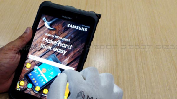 Specifications, Cameras, Battery and Sensors 