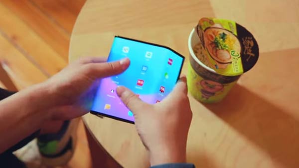Xiaomi teases Mi Foldable smartphone, tipped to launch by June 2019 