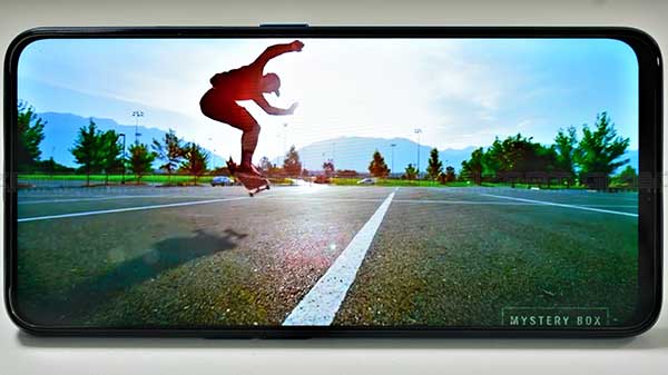 Full-Screen Viewing Experience