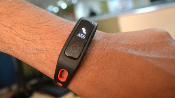 Water-resistant: Up to 50 meters