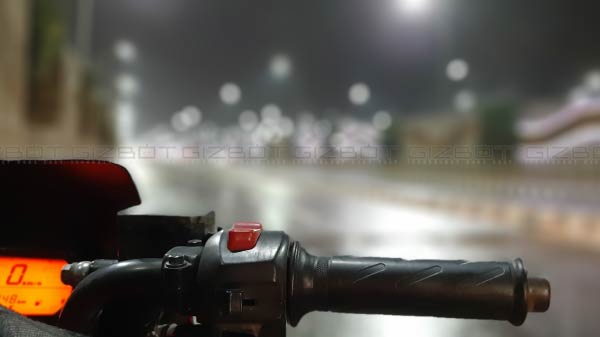 Triple-lens rear camera with 25MP primary lens