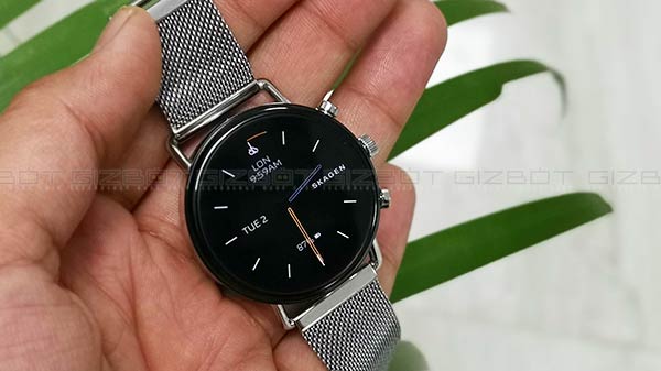 Vibrant OLED display