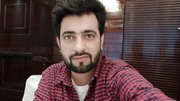 Selfie camera image quality