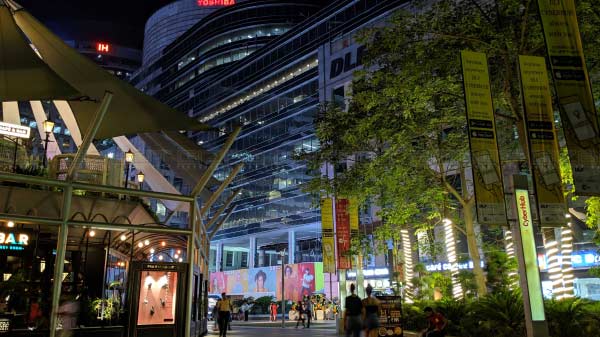 Camera- Best of Premium Pixels at a lower price-point