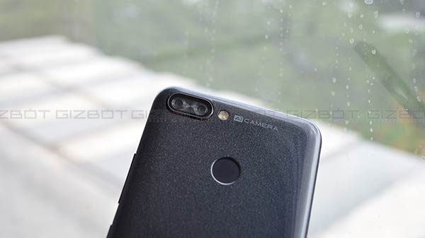 AI dual rear camera