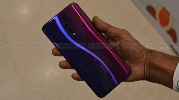 Gradient Design Similar to Oppo F11 Pro