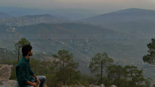 Triple Rear Cameras With An AI Twist