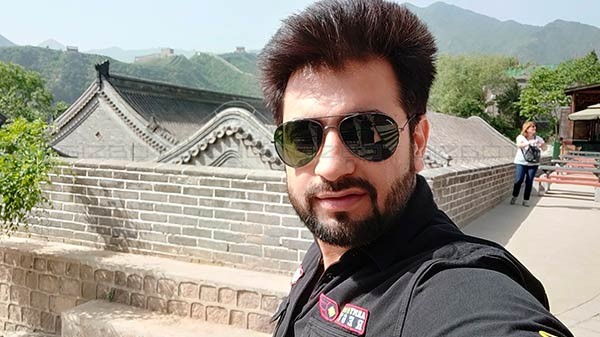 Selfies Camera Performance- Punch-Hole Selfie Camera Vs Pop-up Selfie Cameras