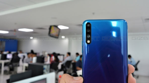 AI-Backed Triple Lens Setup 