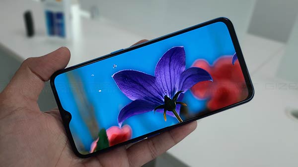 6.4” Full HD+ Super AMOLED Display With Dewdrop Notch
