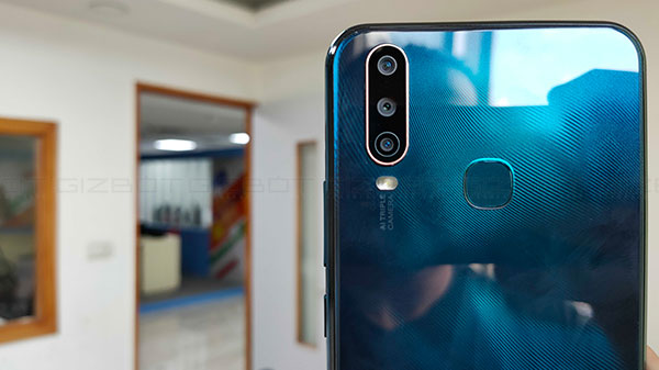 5,000mAh Battery Unit With 18W Fast-Charger Support 