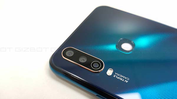 Triple-Lens Camera Setup 