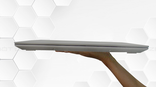 Build Quality: Sleek, Handy, And Lightweight