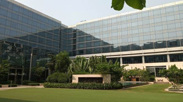 Moto E6S: Dual-Rear Camera Setup 