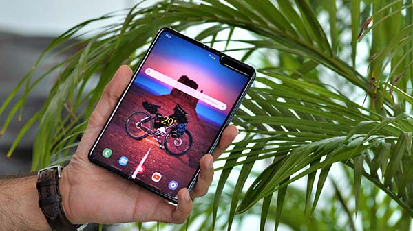 Unfold The Fold For Multimedia Jobs