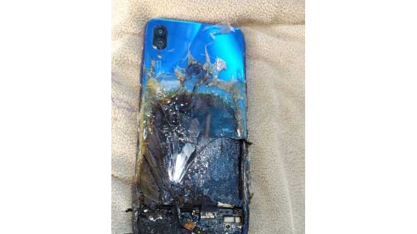 Xiaomi Redmi Note 7S Catches Fire, Blames User
