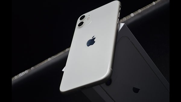 Apple iPhone 11