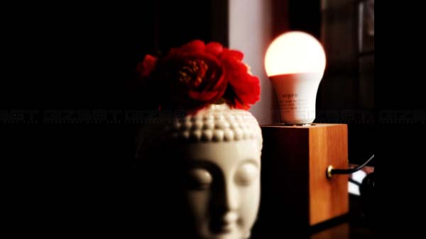 Does Not Require Dedicated HUB