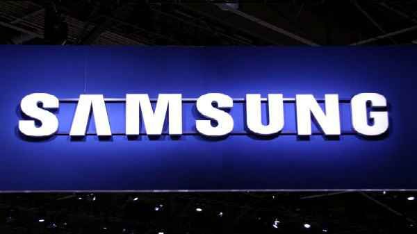 Samsung Faces Decline In Profit In Q4; Apple leads