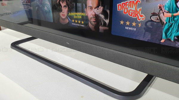 Premium Aesthetics With Almost Bezel-less 4K Panels