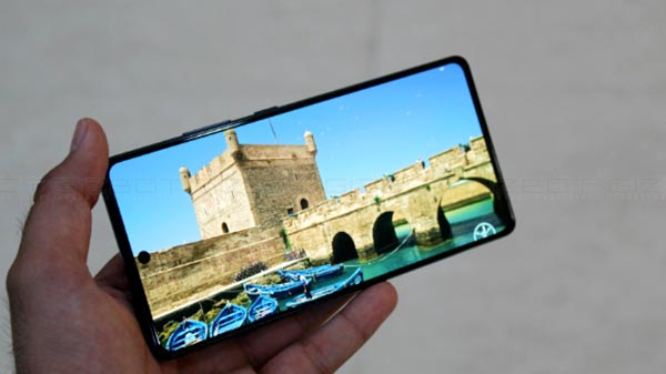 Display: 6.67-inch Super AMOLED FHD+ Display