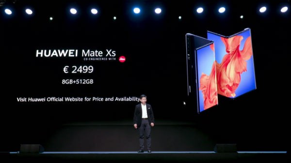 Huawei Mate XS Foldable Phone