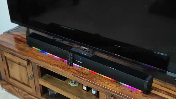 Linear Soundbar Fits in Perfectly With A 50 to 55-inch Smart TV Setup