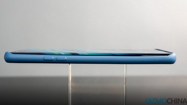 OnePlus 8 Pro Case Reveals Design