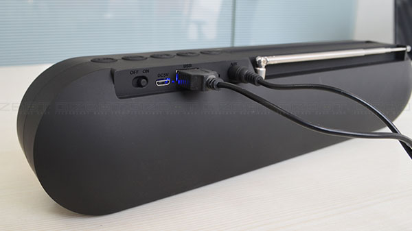 Pebble Edge Specs And Box Content